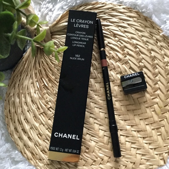 CHANEL Other - Chanel Longwear Lip Pencil 162 Nude Brun
